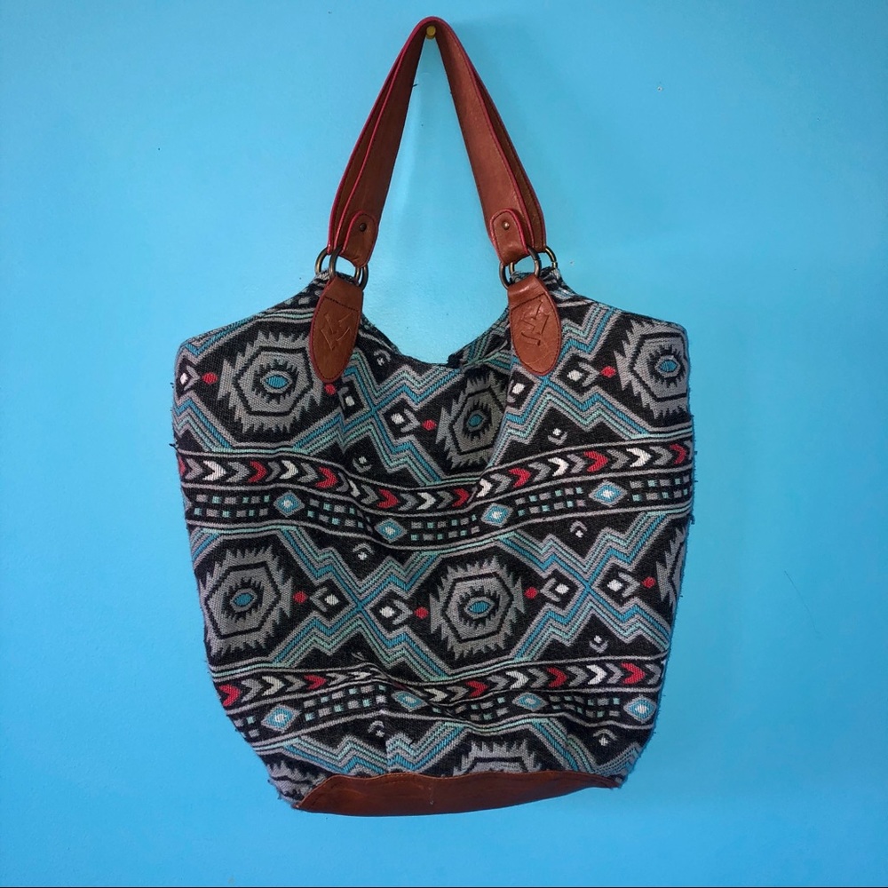 American Eagle Aztec Pattern Tote Weekend Bag Blu… - image 1